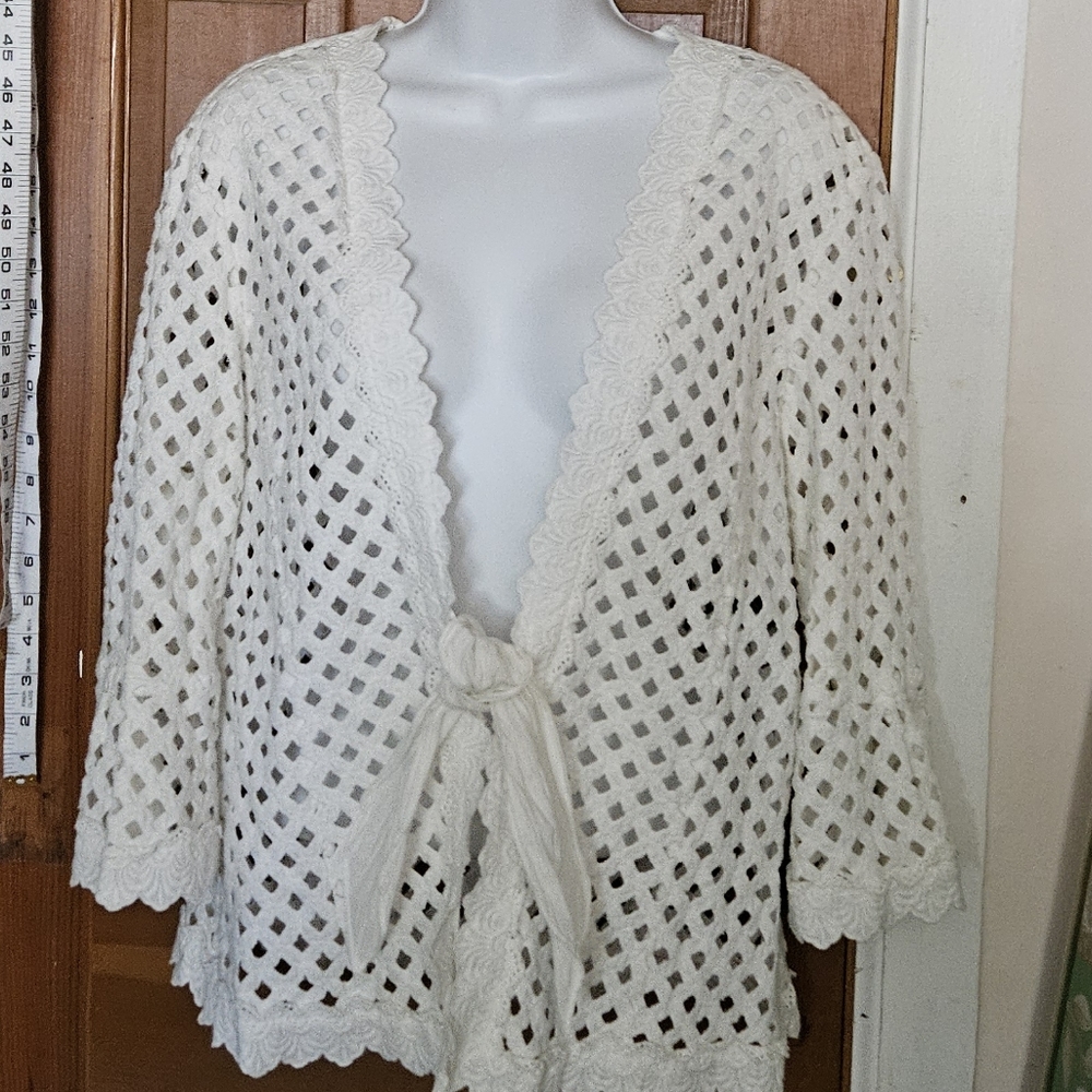 Boutique White 100% Cotton Top Size Large
